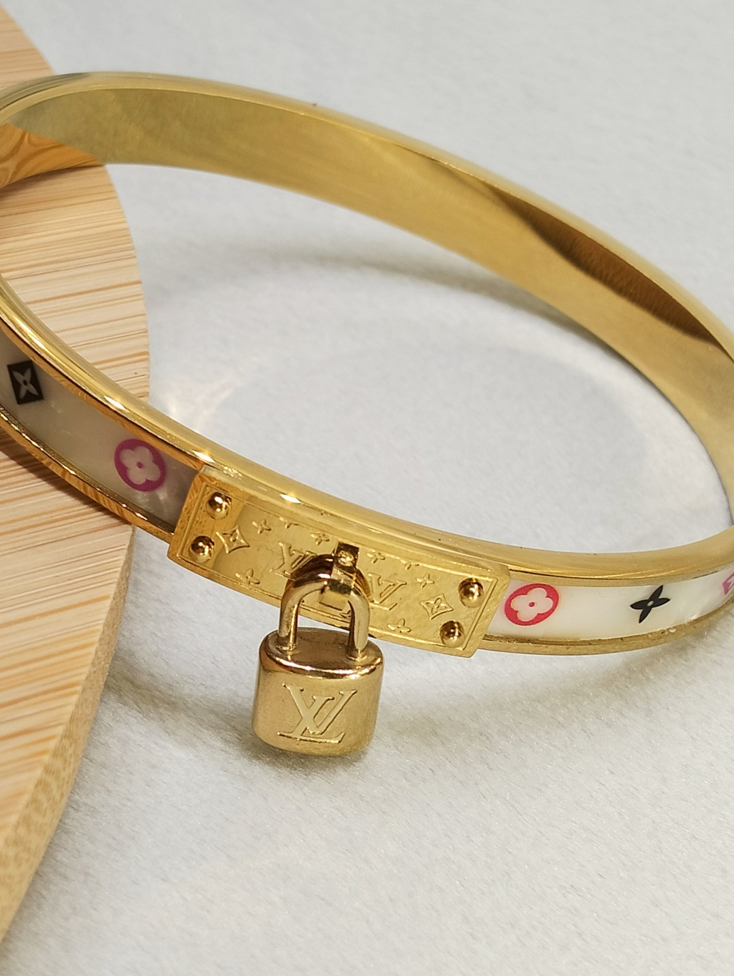 Jonc Femme L Vuiton et Cadenas Luxe Acier Inoxydable